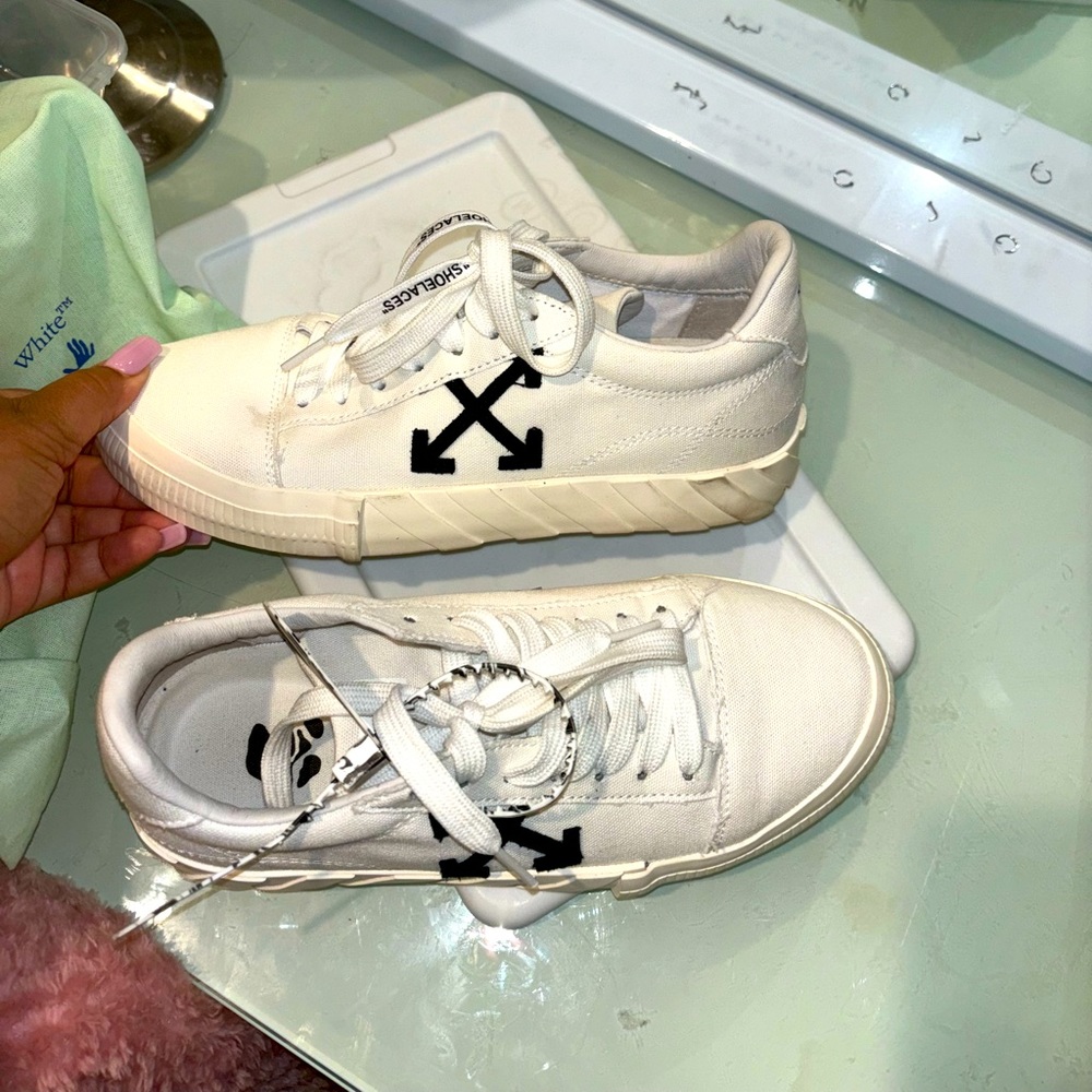 Off White Vulcanized Tennis Shoe
